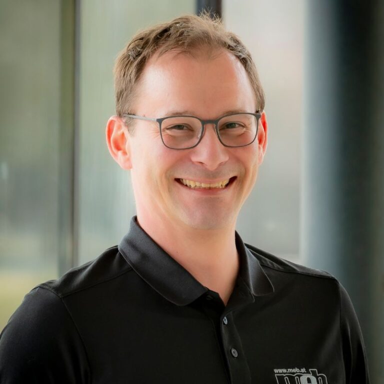 Robin Sahm, Veranstaltungstechniker bei MEB – technischer Ansprechpartner für Projekte vor Ort